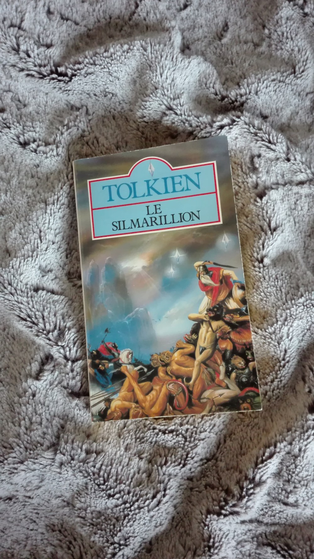tomabooks-Le-silmarillon-j-r-r-tolkien