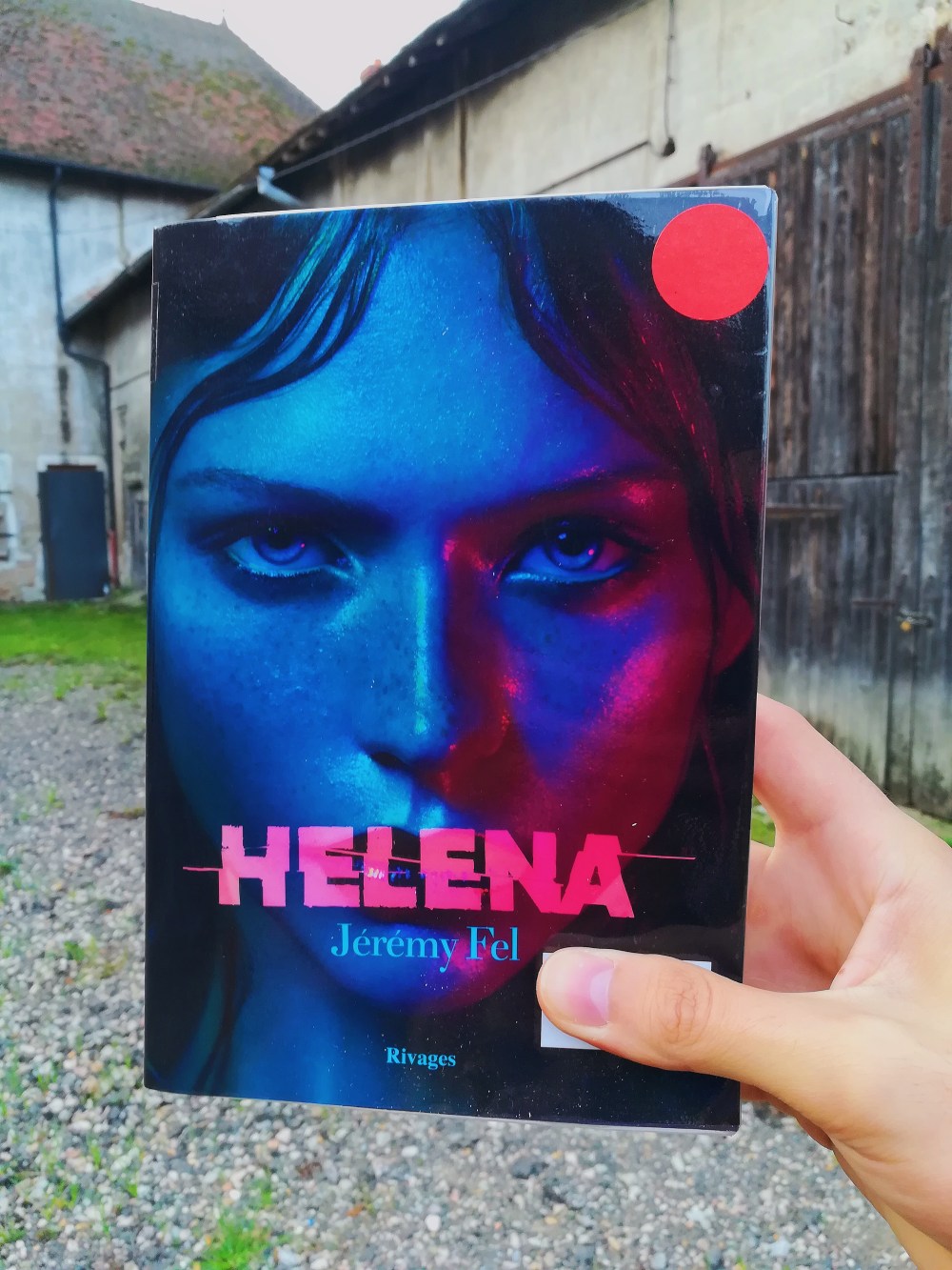 avis-tomabooks-helena-jeremy-fel