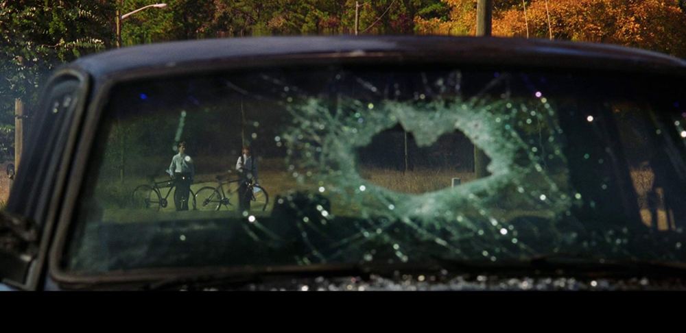 tomabooks-scene-the-strangers-2008